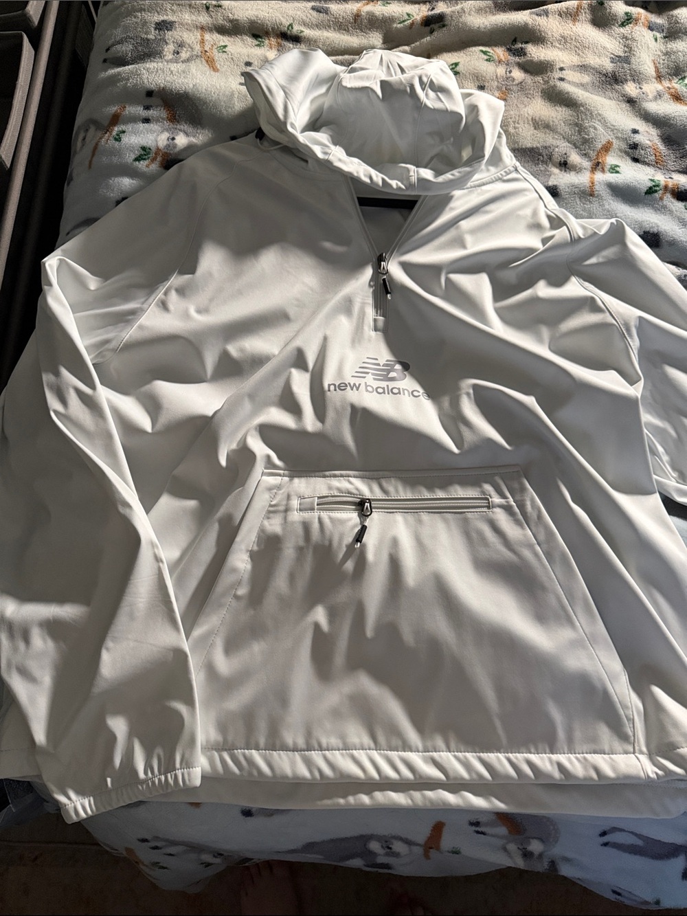 New balance pullover